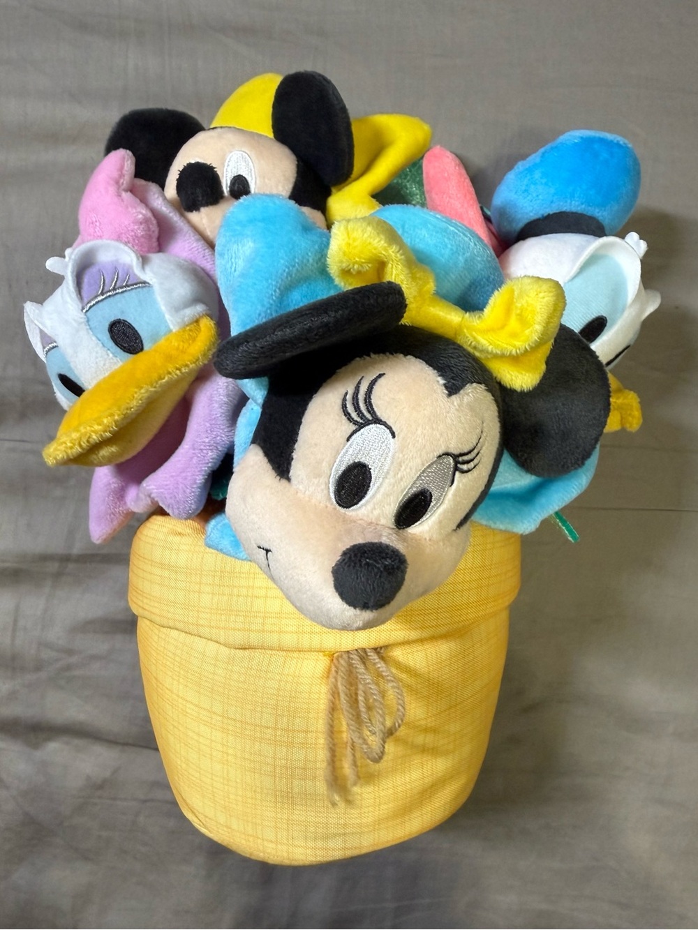 Disney Blooming Buddies Mickey Minnie Donald Daisy Plush Flower Pot Rare